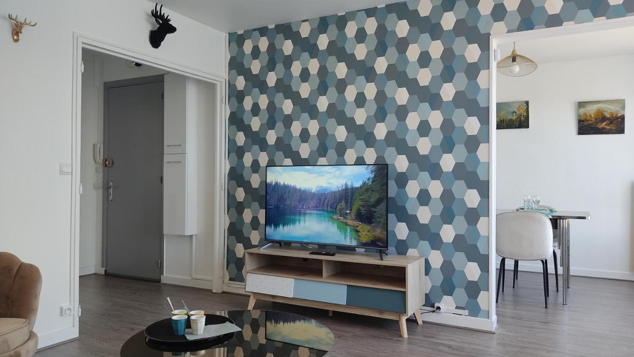 Le Thourottois*centre Ville*wifi*spacieux*confort* Saint-gobain Apartment *